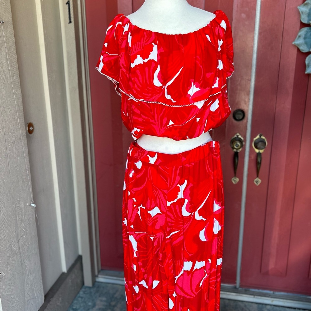 Trina Turk Terrance Top and Damascus Pant Set.